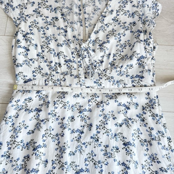 Abercrombie & Fitch Ditsy Floral Cap Sleeve Mini Lined Dress w Pockets Size M - Picture 3 of 7